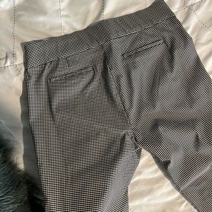 Jones New York gingham stretchy pull on pants